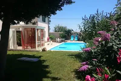 Image de Très agréable villa au calme avec piscine privée sécurisée