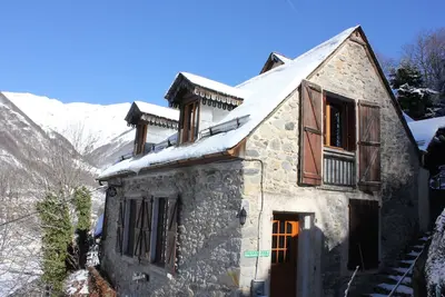 Image de Bérgerie à Cauterets, à 200m du centre-ville et 400m du télécabine