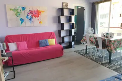 Grand studio à 350m de la plage