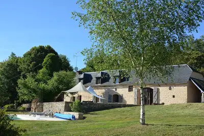 Image de Belle longère en pleine nature avec piscine - Périgord Noir