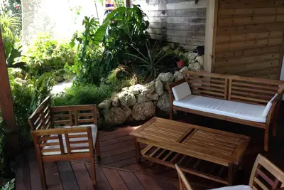 Image de Agréable appartement dans jardin tropical à 5 min de la mer et du bourg