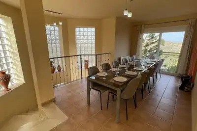 Image de Grande villa confortable (airco, wifi) avec piscine chauffée, jacuzzi et jardin