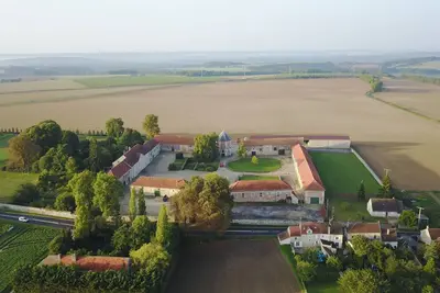Image de Gite pour 8 personnes dans un corps de ferme