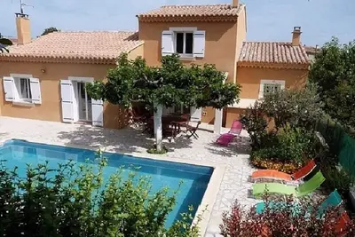 Image de Maison Provençale Avec Piscine Vaucluse, avec Bonne Prestations