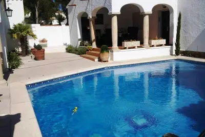 Image de Maison L'Escala à 1400 m de la plage avec piscine privée Connexion wifi gratuite