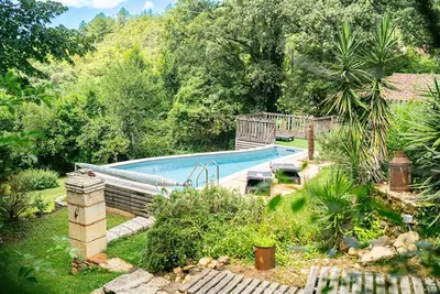 Image de Charme & Tranquilité au coeur du Périgord Noir avec piscine privée chauffée
