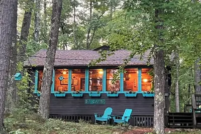 Image de Quaint Summer Vacation Accueil sur le magnifique lac Balch