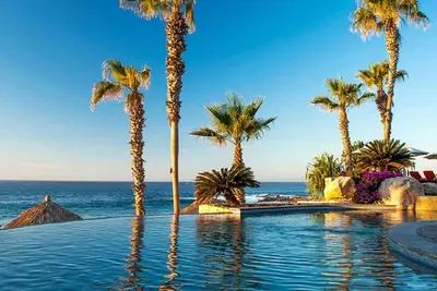 Image de Hacienda Del Mar Beachfront Resort Luxury Suit Condo