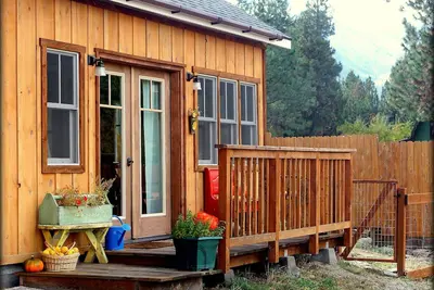Image de Le chalet à Farmstead Hollow; Retraite chaleureuse et confortable 2 miles à l'ouest de Hamilton