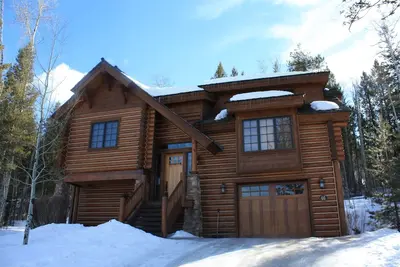 Image de 4 chambres, 4. 5 salles de bain luxueuses cabane en rondins - Teton Springs - 12 couchages-Services complets