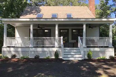 Image de 3 chambres, 2 salle de bain complète maison spacieuse. . . . à pied de toutes les commodités