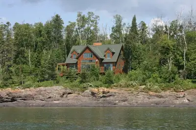 Image de Belle maison sur le lac Supérieur à Lutsen, Minnesota