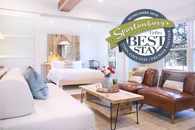 Image de 5 ★ Superbe cottage design dans un beau quartier | Marcher au centre-ville