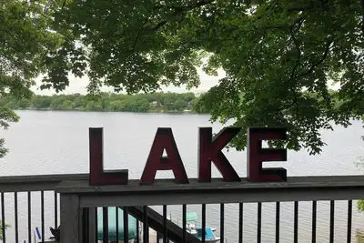 Image de Lac Victoria Accueil - 300 'de littoral confidentialité!