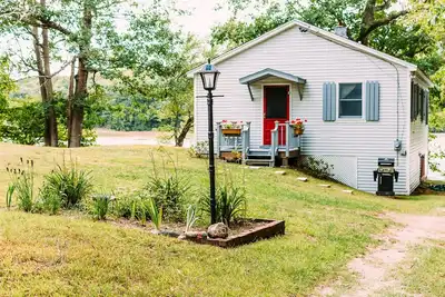 Image de Gîte de charme situé sur le lac paisible Bomoseen