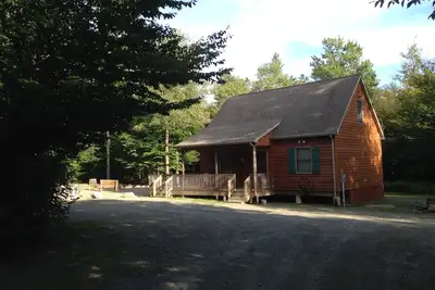 Image de Cabane paisible pour des vacances en famille près du Grand Canyon, en Pennsylvanie