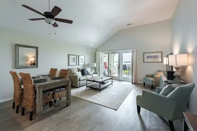 Image de Villa de luxe en bord de mer, récemment rénovée, Animaux admis, Cartes d'agrément incluses