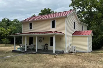 Image de Rocky Bar Retreat - 3 chambres, 2 salles de bains, située sur la rivière Shenandoah