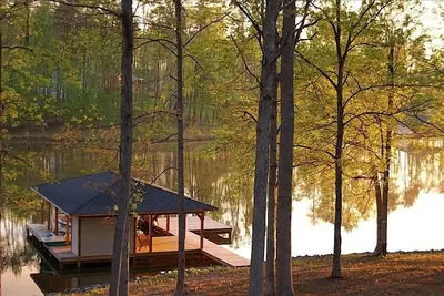 Image de Pauley Lakehouse Lake Anna- front de mer, quai privé, foyer, kayaks / canoë