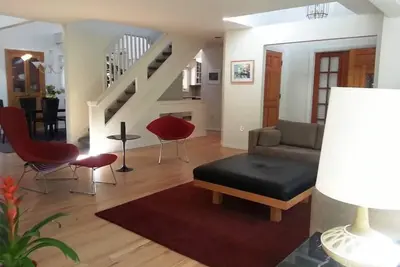 Image de Quartier du parc de Chautauqua / Lovely 5 Br