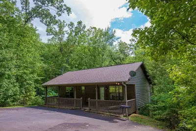 Lune de miel / anniversaire Pigeon Forge Secluded Cabin-Mountain View