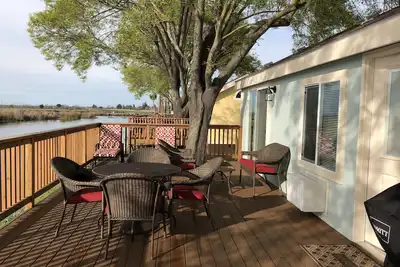 Image de Bungalow de luxe \"Delta\" dans une marina privée sur le Delta de Californie