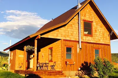 Image de Douce et charmante maison Victor sur trois acres avec vue sur Teton!
