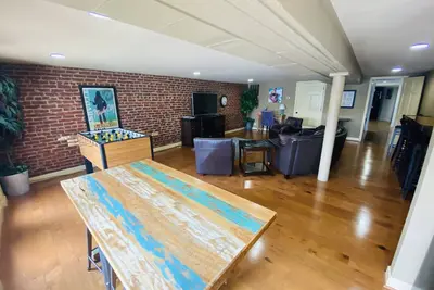 7 lits, Loft privé, 2nd Avenue Downtown, à quelques pas de tout!