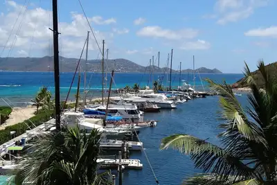 Image de St. Thomas Riviera 'ENTIÈREMENT RÉNOVÉ 1 Chambre, 2