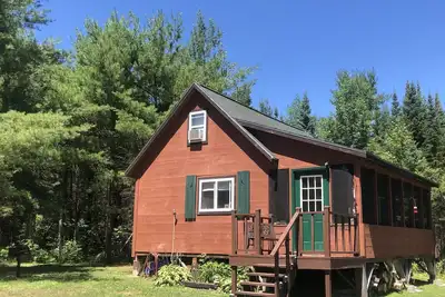 Image de Retraite isolée / privée du lac Maine
