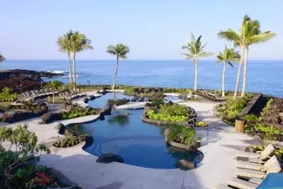 Image de Tarifs abordables, 2br haut de gamme dans le complexe Oceanside!
