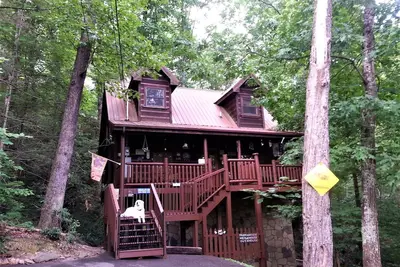 Image de Chocolate Moose - Super Cosy - Cadre de montagne isolé - Wifi - Private-Dogs Ok