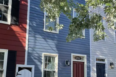 Image de The Dog House, une élégante maison de ville 2br dans la charmante vieille ville