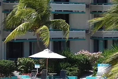 Image de Étapes vers le sable, 3 piscines, 2 restaurants raffinés, une grande plage