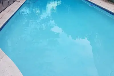 Image de Maison familiale spacieuse près de la plage, piscine chauffée et spa - animaux acceptés