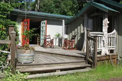 Image de Cozy Freshwater Bay / Cabine de la rivière Elwha