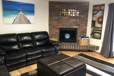 Image de Linda's Venice Beach House-Nouvelle liste spéciale! ! Plage / Canaux de Venise à 1 km