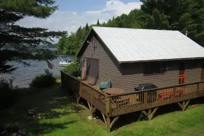 Image de Lac Limekiln: Panorama Lodge Single Family Lakefront Adirondack Camp