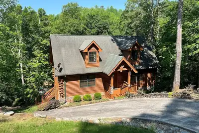 Image de Zen-Like Cabin Retreat sur le magnifique lac Keowee - Détendez-vous et détendez-vous!
