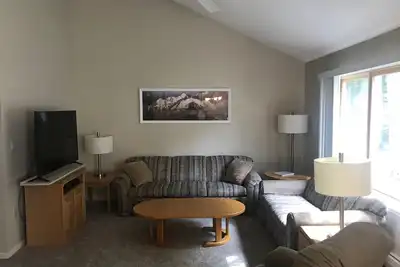 Image de White Mountains Family Resort Condo Minutes To ski randonnée pédestre commercial Storyland