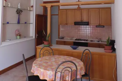 Image de Appartement de deux chambres prés de la plage Kampor, Rab (A-16293-a)