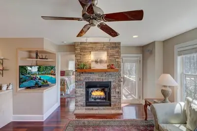 Image de Timbers D-1: Complexe fermé, Piscines, Fitness, Pêche, Randonnée pédestre, Vues de la montagne, Attractions proches de la montagne, 10% Réduction de dernière minute