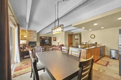 Image de Premium 2 lits 2 étapes de bain de la Super B Lift avec des vues incroyables!