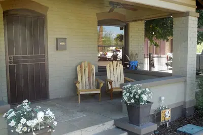 Image de 1931 Historic, Restauré, Idéalement situé, Downtown Phoenix Bungalow