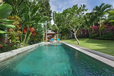 Image de Villa de 2 chambres avec piscine privée et joli jardin tropical, près de la plage, Seminyak