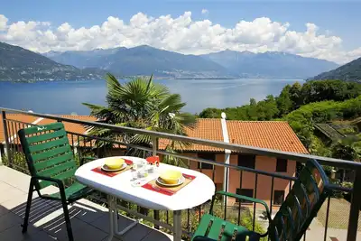 Image de Appartement 2 pièces avec balcon et belle vue sur le lac
