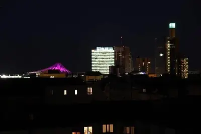 Image de Central location in the city/directly on 2 subway lines/phone/Wlan/garage