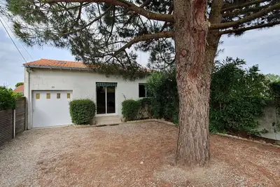 Image de Jolie Villa 3 Étoiles, 2 Chambres, Jardin Près Plage