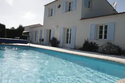 Image de Villa piscine chauffée entre plage et forêt (200 m) + thalasso (500 m) 4 Vélos