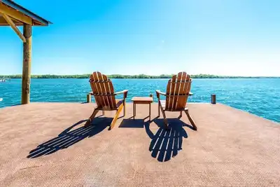 Image de Beachfront Lake House sur Wylie!